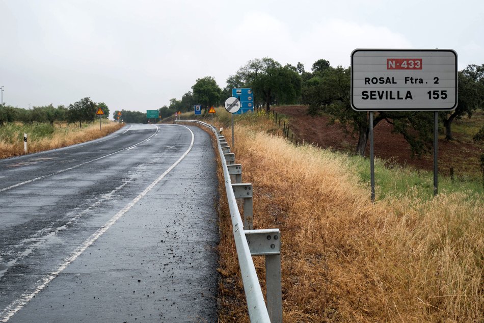 pablorevillax's tweet photo. 🇵🇹🇳🇬 Las conexiones con Portugal tienen que entrar de una vez en la agenda política andaluza 🛣

Sevilla y Huelva ya han demostrado que se puede hacer bandera de una conexión como el AVE a Faro🚆

Este espíritu debe tener continuidad y extenderse a toda la clase política andaluza https://t.co/nEP1b2uVFJ