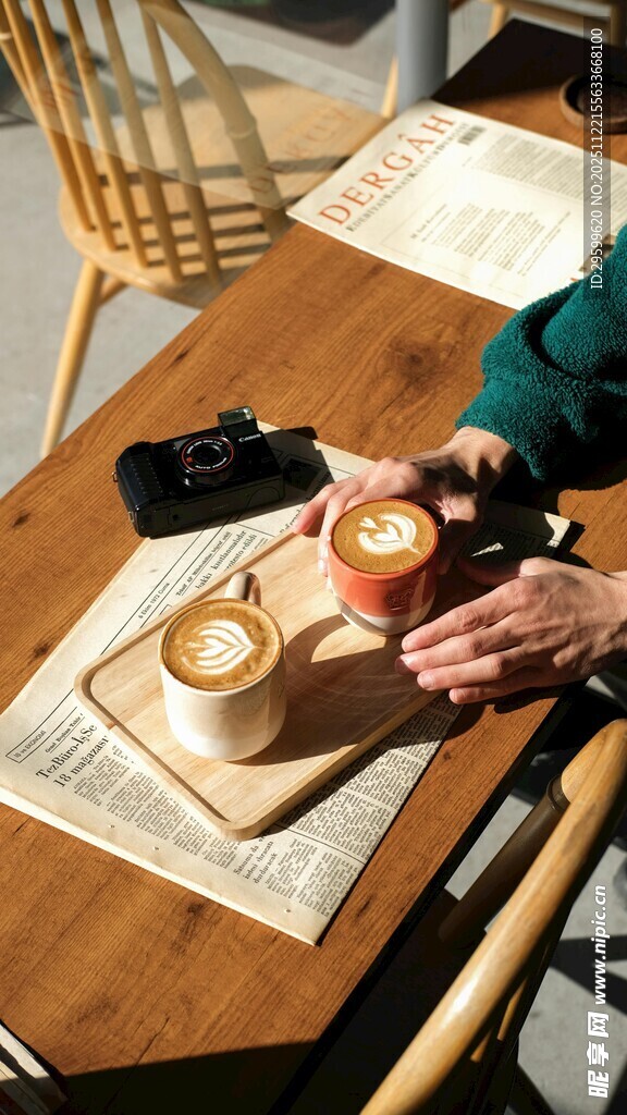 elioandre476158's tweet photo. Just had the best coffee and a long walk in the sun — my mood’s so light today, like I could float! https://t.co/SPmTgEZZfB