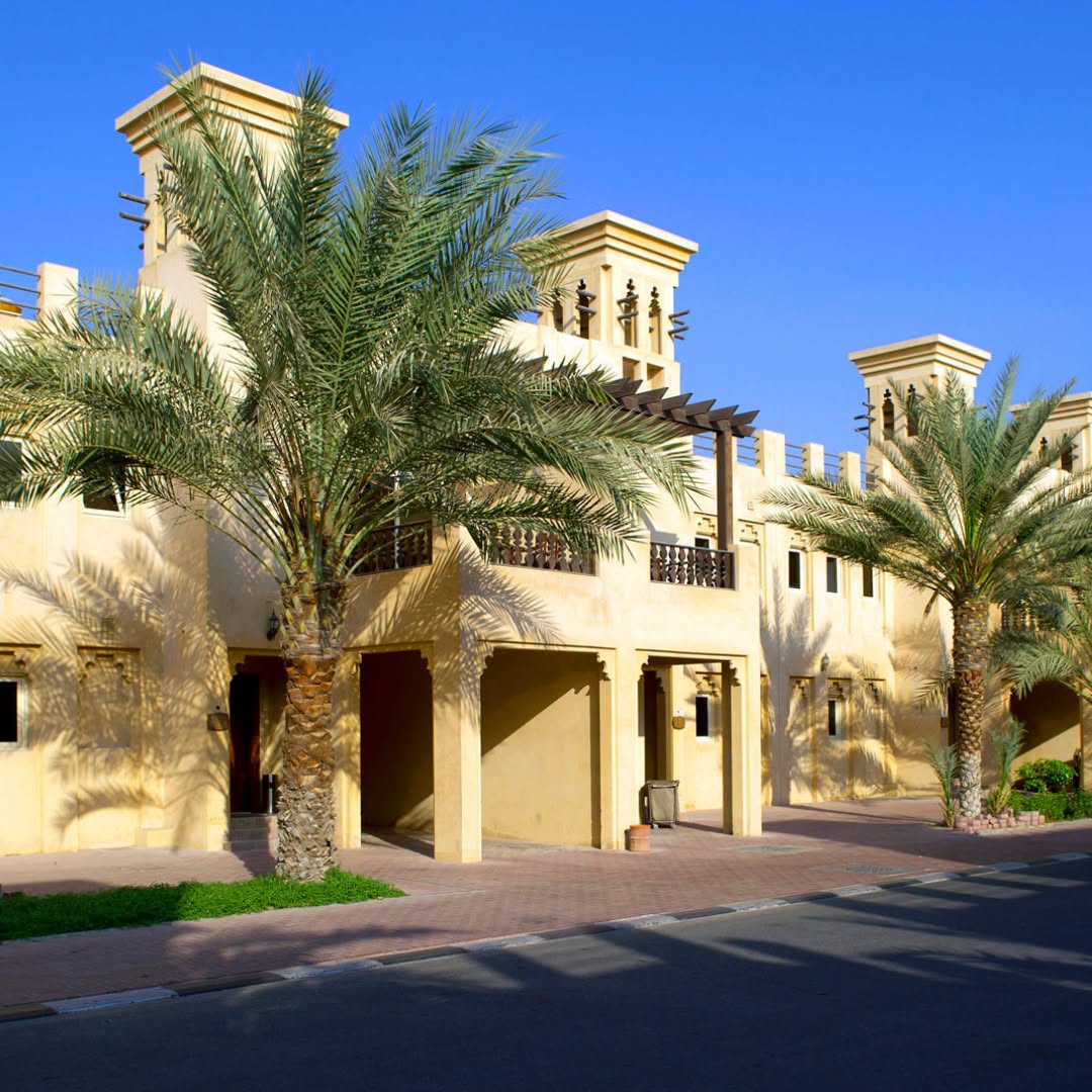 Fefodias's tweet photo. 🇦🇪 7 Night deluxe escape in the UAE from only £915pp 🇦🇪

🏨 4⭐️ Al Hamra Village Golf and Beach Resort, Ras AI Khaimah
✨ Relax for 7 nights on Bed &amp; Breakfast
✨ Massage and sauna facilities
✨ Includes standard transfers

☀️ Nestled between the https://t.co/CoGyZl7TOF
