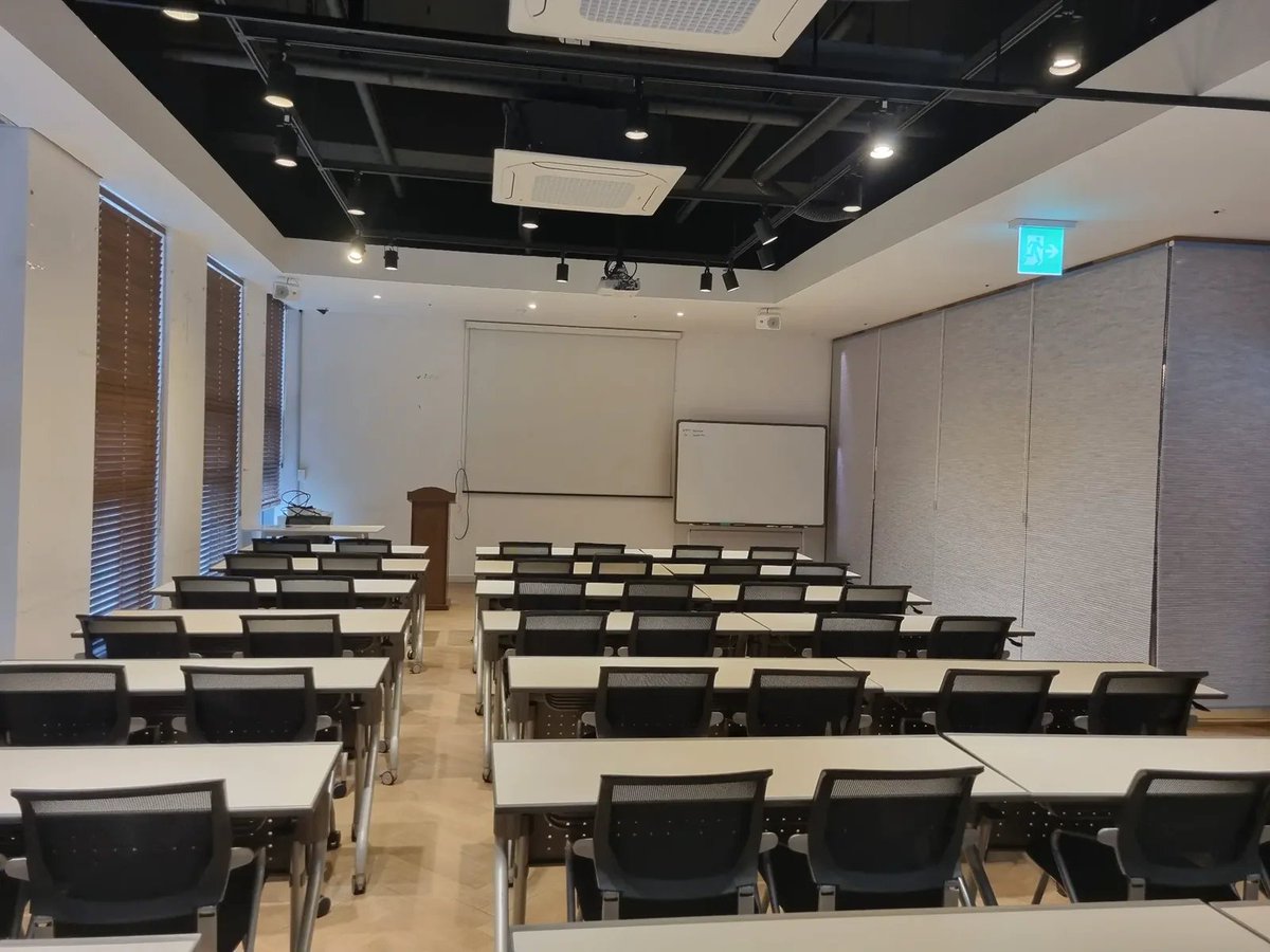 PromCandy_'s tweet photo. 📢 $PROM Cheongju Meetup
📅 Tue, 6 Oct 2026 · 14:00 KST
▶ Program
• Project vision and global roadmap
• Live Q&amp;A
• On-site PROM drop

▶ Venue
The Nanum, 2F
158-10 Sajik-daero 361beon-gil, Sangdang-gu, Cheongju, Chungbuk, Korea https://t.co/x5IxfFkxs4