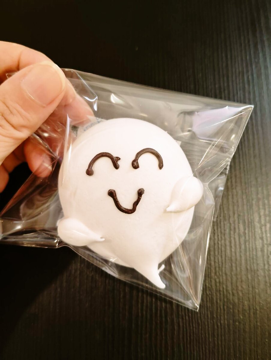 terroirome's tweet photo. ハロウィンにおすすめ！おばけのメレンゲの販売を開始しています。タイミングによって売り切れになる場合がございますので複数個購入予定の方は事前にご予約いただくと安心です。
https://t.co/i1CjCVAuuB
#ハロウィン
#青梅市 https://t.co/bPzlCcyE1A