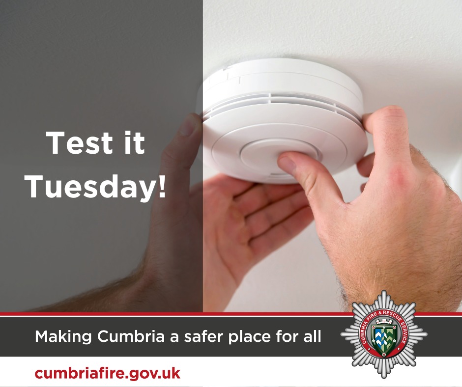 CumbriaFire's tweet photo. #SmokeAlarmsSaveLives – but only if they work.

It's #TestItTuesday so test yours now by pressing the button until the alarm sounds.

If it doesn’t, you need to replace the battery.

Make sure you have at least one on every level of your home and 𝗻𝗲𝘃𝗲𝗿 cover a smoke alarm. https://t.co/RkfmlVxMni