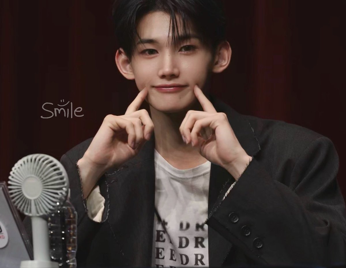 smilee0708's tweet photo. Smile 😊
#ジョウ #JO #죠 #앤팀 #andTEAM https://t.co/WVwMoIyCBg