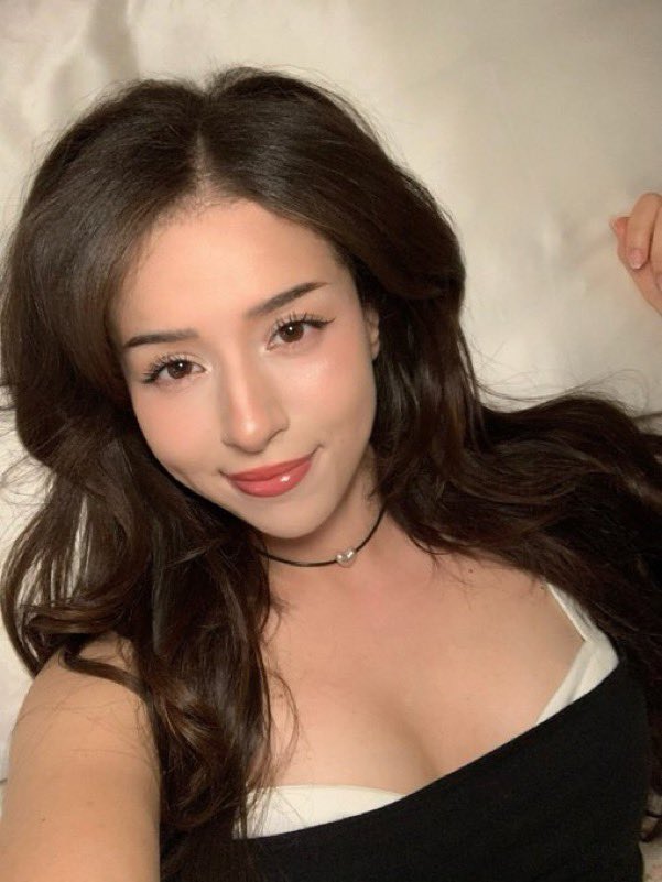ghostetteOG's tweet photo. since im bored just a little post for the celebsexual gooners out there pumping their fists for gorgeous celebrities that dont care or know about them🥰

be a good boy and give them lots of appreciation in the comments ✨

#wankbattle #wankchat https://t.co/E80XlAjxmu
