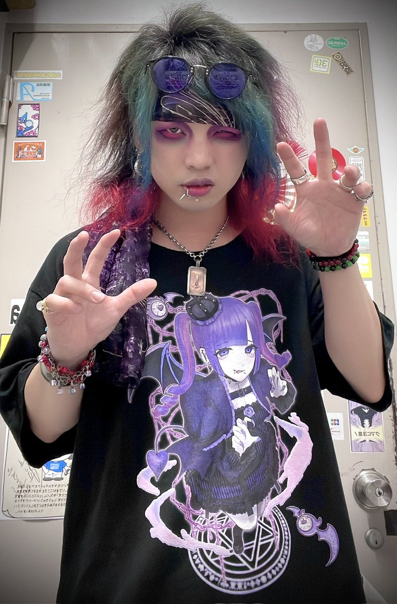 MadHorrorShow13's tweet photo. 11月14日の土曜日！
MAD HORROR SHOWのマッドなクリエイター紹介します！

ばろくえ。
@ba_ro_ku_e 

〜キモいを日常へ〜がコンセプト。
独自の色彩にて立体造型&amp;イラスト作品を展開。
都内を拠点に活動中。

X(@ba_ro_ku_e)
インスタ(@ ba8ro6)

2026.11.14の13時から新栄のVIOで会えましょう！ https://t.co/DHg0r6kF5q