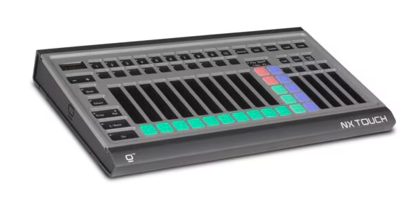 soundhouse_LT's tweet photo. ONYX用コントロールサーフェイス。14本のタッチフェーダーにより、プレイバックやフィクスチャーのパラメーターをコントロール。
ELATION / NX Touch
https://t.co/j0pExxfyh1
#サウンドハウス #ELATION #DMXソフトウェアインターフェイス https://t.co/xcFYLeGy5U