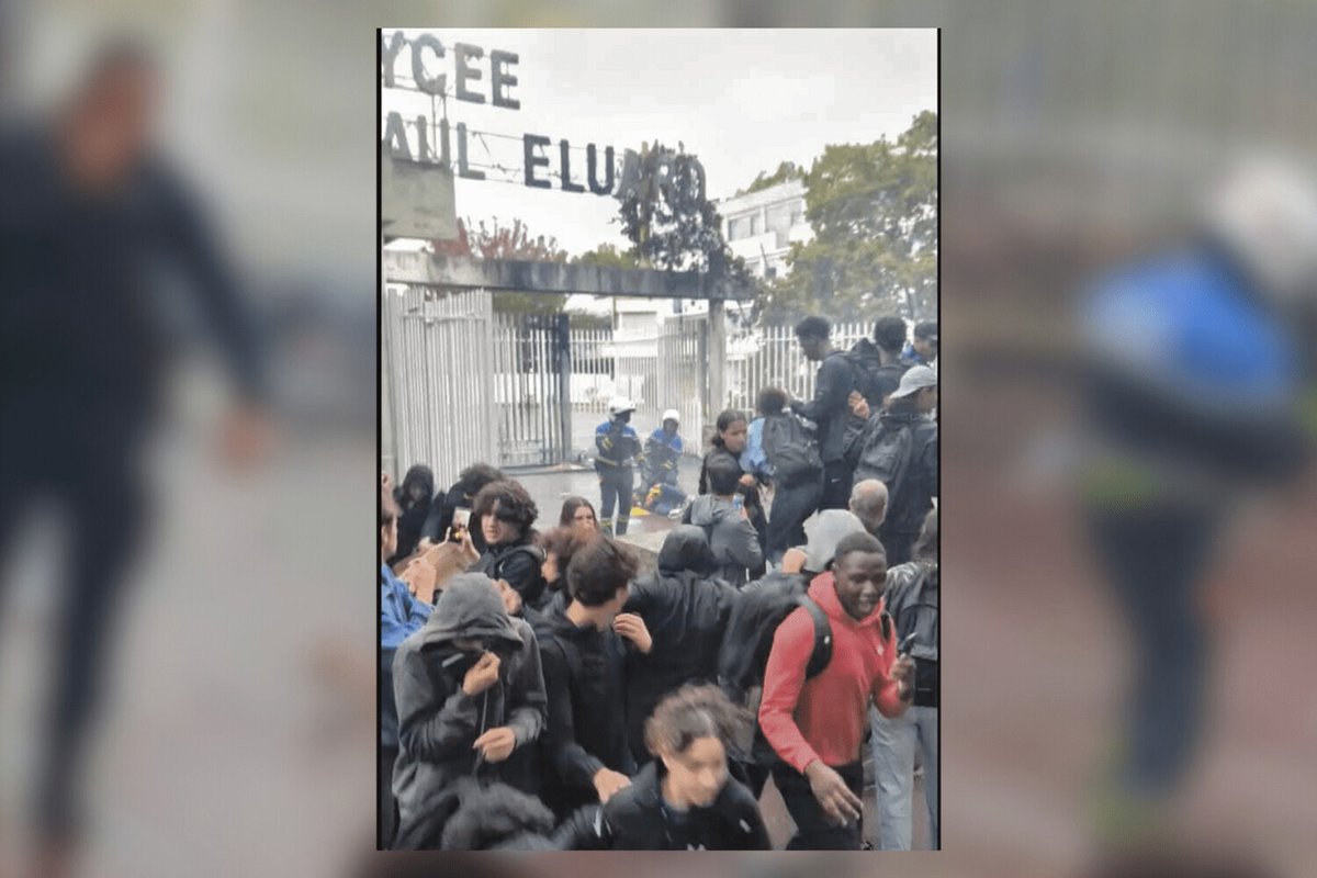 humanite_fr's tweet photo. Pénurie de personnels, établissements insalubres, misère sociale… Les raisons de la colère lycéenne 

➡️ https://t.co/gzds65IXBP https://t.co/fkkyU42cYM