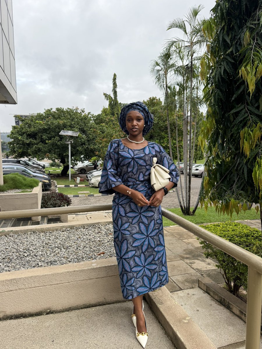 Joy_Nahza's tweet photo. Tuesday - Yoruba had it, please tell me I nailed it, I mean, I know I did, but I’d still like to hear it. 😌💙

 https://t.co/3YIVRNZIBr…

By the way, Iya what now? 😌 https://t.co/2AWK3Ue8e7