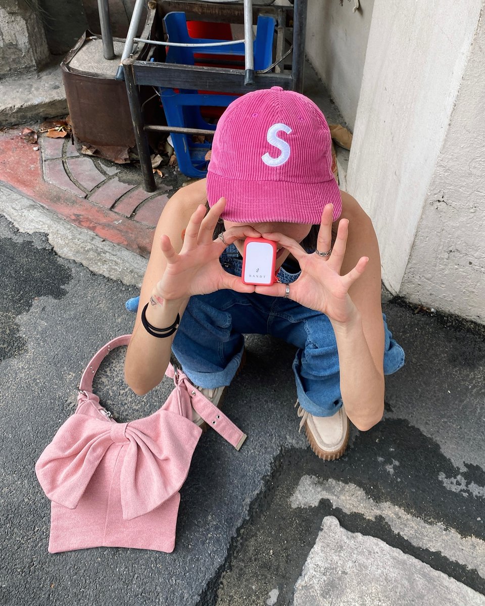 pedronw's tweet photo. 昔からのダチとは、久しぶりに会っても昨日の続きのように話せる。今日も一日お疲れ様！ 🌙
QiYrS https://t.co/doTnIcQ7R3
