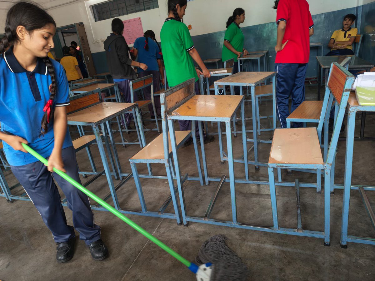 palampurkv's tweet photo. PM shri KV Palampur conducted various activities under #SpecialCompaign6 #Swachhta_hi_seva 
#KVS https://t.co/9kC5FfiZSB