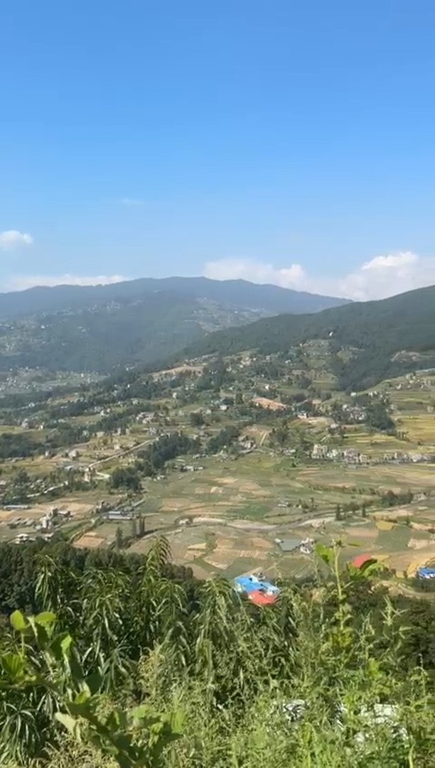 bl_davi's tweet photo. #nepalnow #sunnyday #explorenepal #sunisfun #possibletreks #nepal #trekking #에베레스트 #hiking #네팔 #한국 #하이킹 #트레킹 #루클라 #카트만두 #himalayasforfuture #nagarkot #sakhu #hikingadvanture https://t.co/pQmhBq1oK2