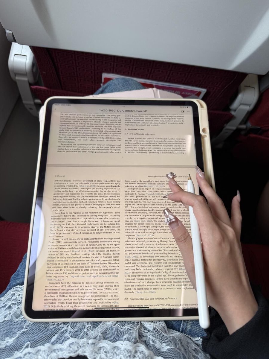 aulineboards's tweet photo. Study today and thank your future later 📚 https://t.co/E4IoBHvBAy