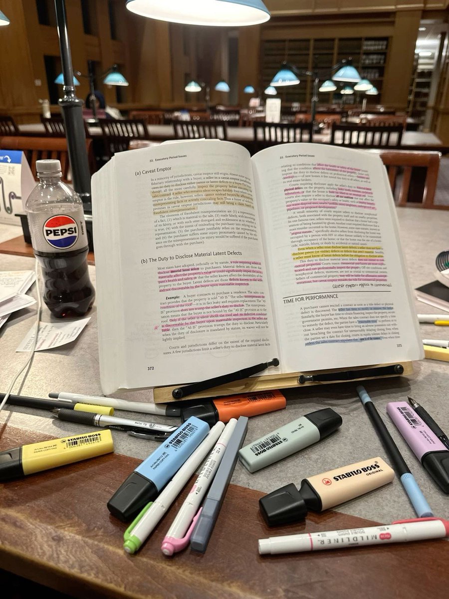 aulineboards's tweet photo. Study today and thank your future later 📚 https://t.co/E4IoBHvBAy