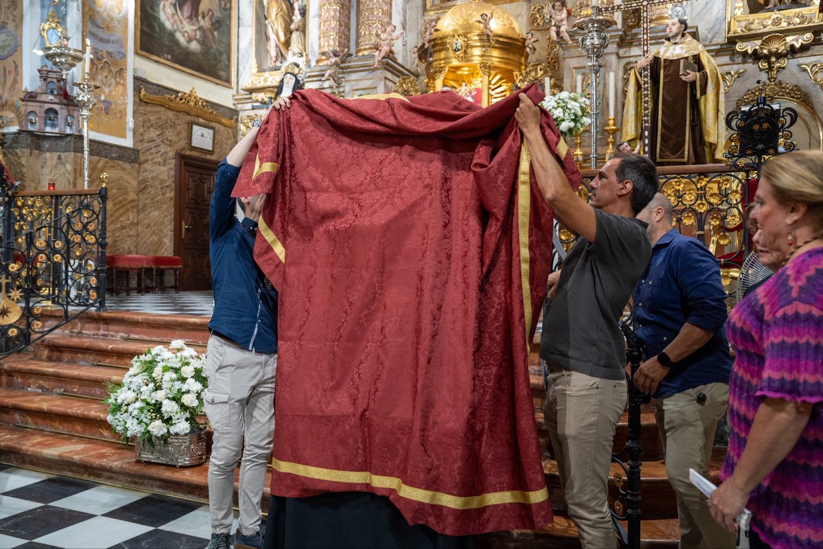 apdesamparados's tweet photo. Una nueva pieza que sigue enriqueciendo el patrimonio de la Dolorosa que saldrá bajo palio en las próximas Vísperas de la Semana Santa 2027.

📸 @ADavidentradas 
#DesamparadosySalud https://t.co/LTWNLuEdQb