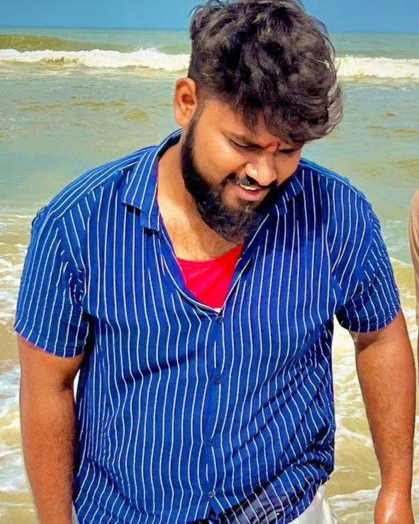 Guustavin13's tweet photo. 🎧✨💫
#marina
#gv #gvprakash #mood 
#music #beach #marinabeach 
#chennai #madras #musicmood #insta 
#instagood #instalove #instafollow #instadaily 
#instalike #instamood #instagram #comady 
#havoc #trend #trend #trendingreels #fyp 
#explore https://t.co/gZq6QgITGv