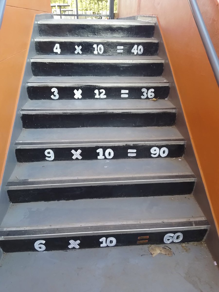 forgoodSA's tweet photo. A blank wall can become a maths or geography lesson. CEEP helps volunteer teams turn learning spaces into educational murals. What would you paint on a classroom wall? https://t.co/1hS5PyS403 #literacymonth https://t.co/lnaqvtX2Q3
