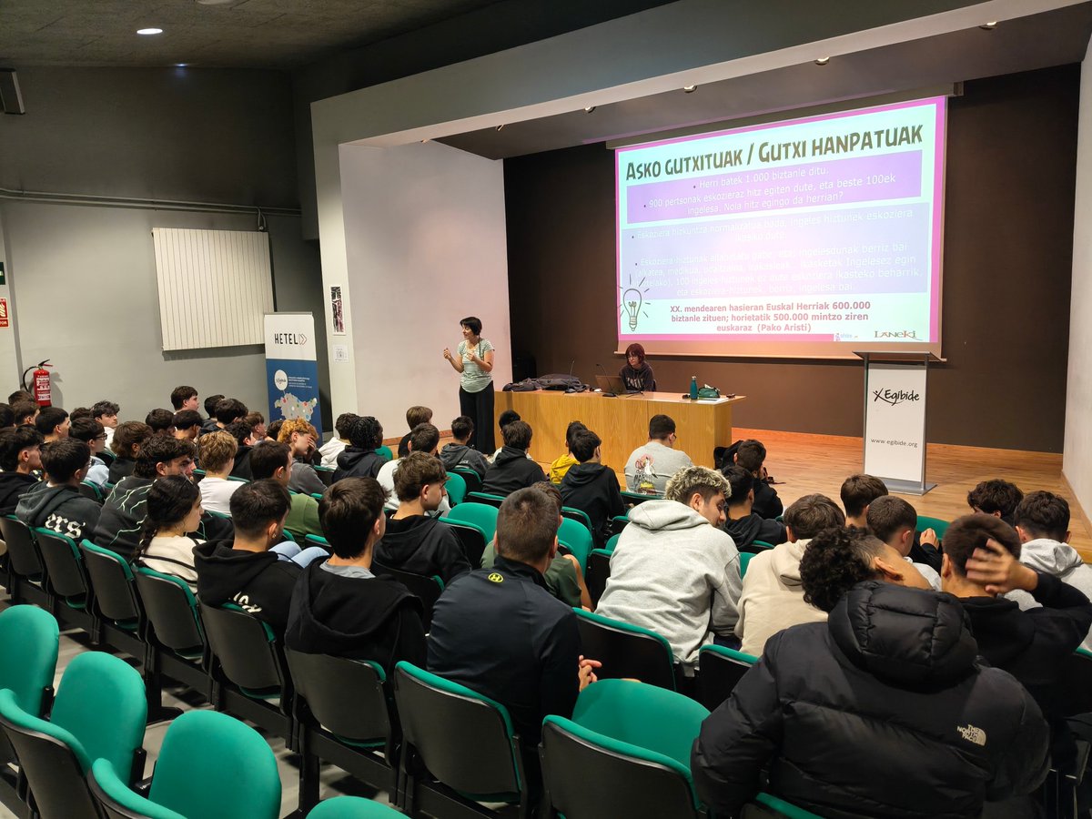 jakinbai's tweet photo. @EGIBIDE ikastetxeko ikasleek jaso dituzte @lanabes proiektuaren baitan ematen ari garen  euskara motibazio saioak @FPeuskadi @HETELFP @ikaslanaraba @Euskaraba https://t.co/onK4Q3xrUh