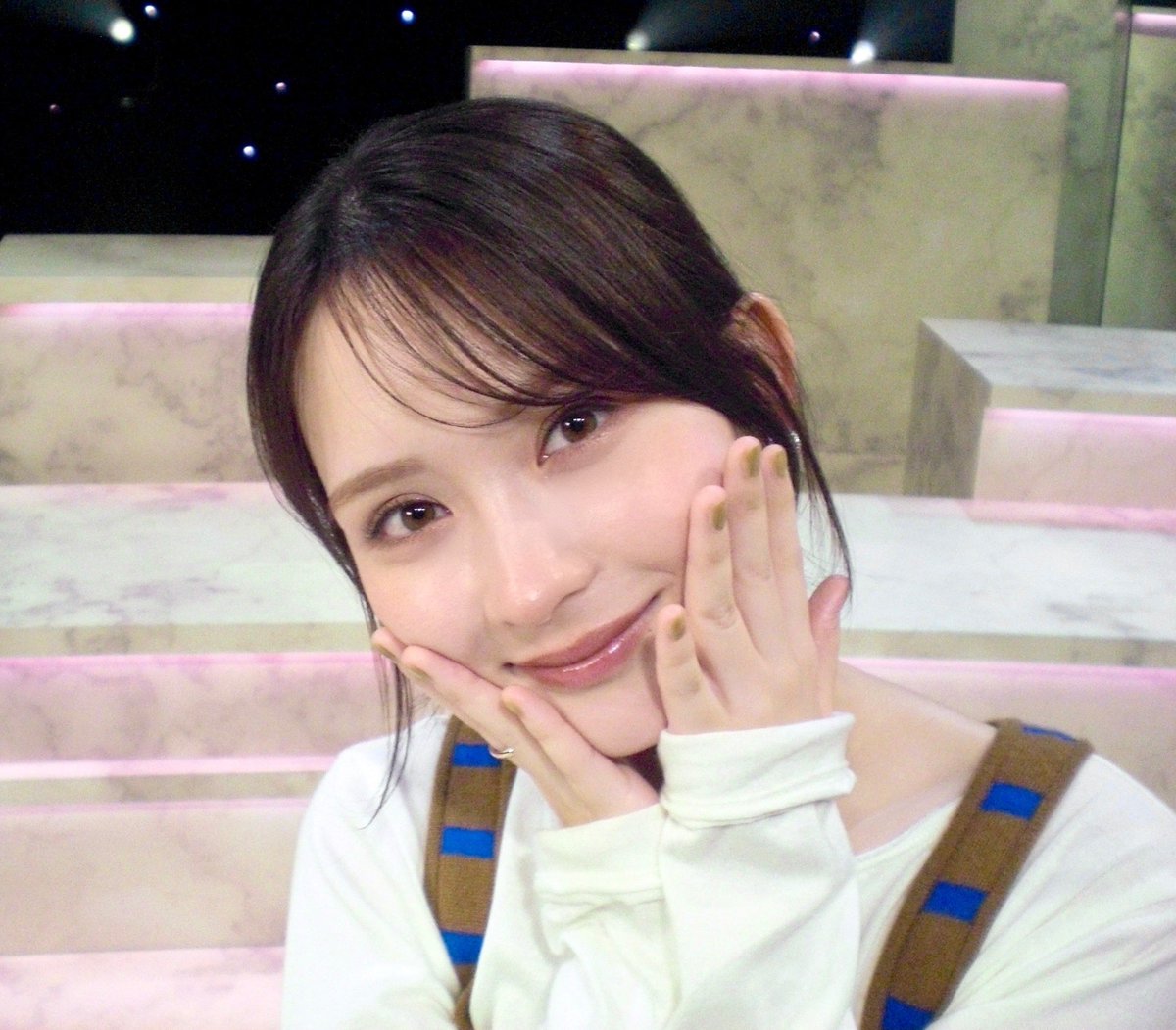 hata_mei0410's tweet photo. 🌱#畑芽育 出演情報🌱

📺 本日9/29(火) 24:24~24:54
日本テレビ系「夜の音-TOKYO MIDNIGHT MUSIC-」

今話題の音楽フェスに潜入🌕

是非ご覧ください👀✨

スタッフより
#夜の音
@ntv_midnight https://t.co/m4qgBVfjjN