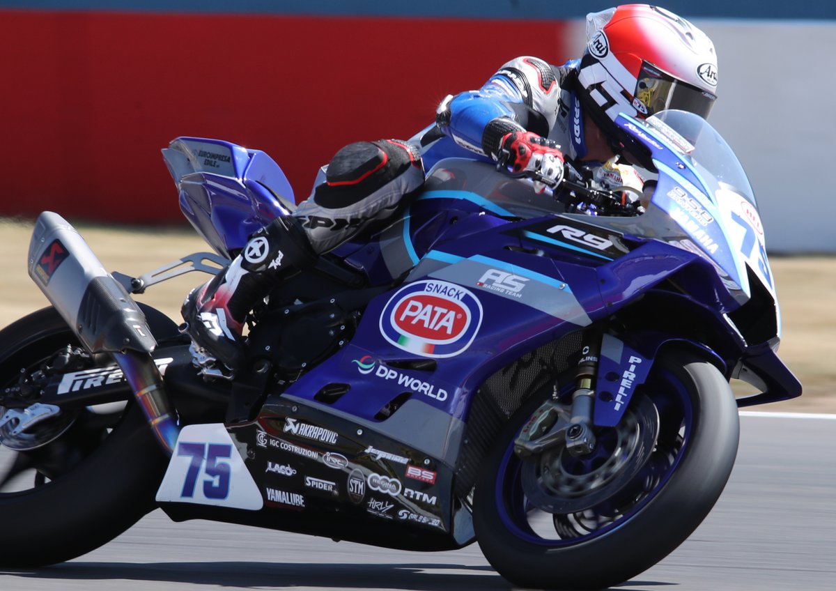 ActiveJapan_TW's tweet photo. 【🏁レースサポート情報】

FIM WorldSSP第10戦イタリアラウンドにて、
弊社サポートチームの『AS BLU CRU Racing Team』のAlbert Arenas選手がRACE1・RACE2ともに2位表彰台を獲得！💐🥈🎉✨

なお、マシンにはGALE SPEED VRDマスターをご使用いただいています！
#GALESPEED #WorldSSP #AlbertArenas #ASBLURacing