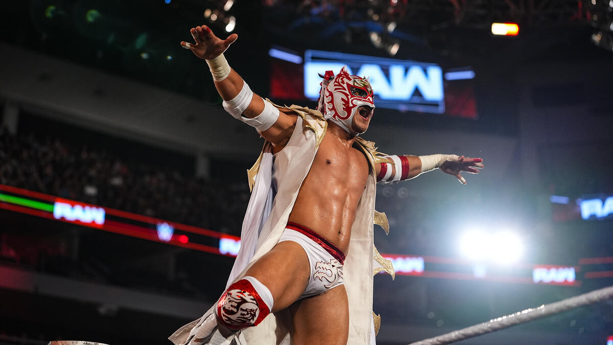 WrestleFeatures's tweet photo. The best pure wrestler in WWE right now.

🚀🚀🚀🚀🚀🚀🚀 https://t.co/nm1o9FMcHQ