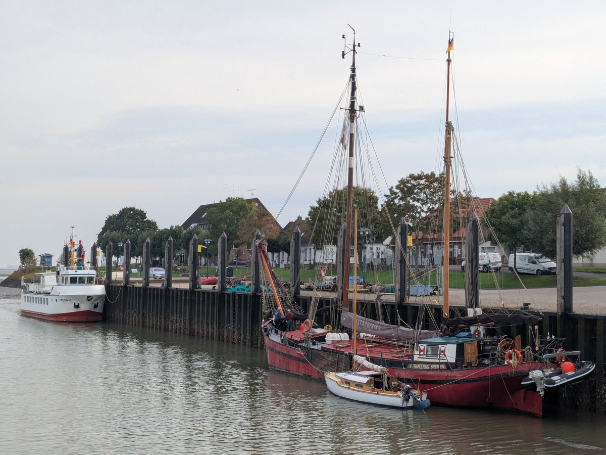Nordwestroute's tweet photo. Moin aus Butjadingen... #Fedderwardersiel #butjadingen #nordsee #wesermarsch #Burhave #tossens #eckwarderhörne #Ruhwarden https://t.co/78WZnWwZAY