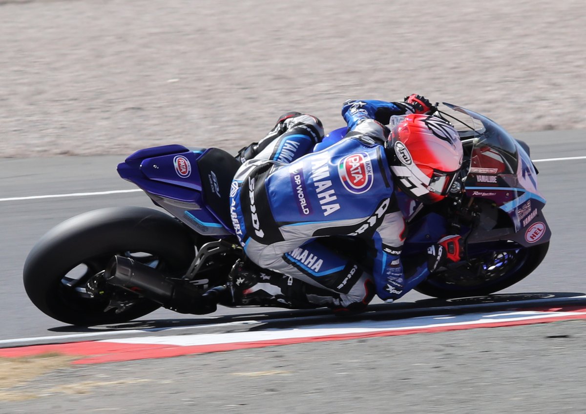 ActiveJapan_TW's tweet photo. 【🏁レースサポート情報】

FIM WorldSSP第10戦イタリアラウンドにて、
弊社サポートチームの『AS BLU CRU Racing Team』のAlbert Arenas選手がRACE1・RACE2ともに2位表彰台を獲得！💐🥈🎉✨

なお、マシンにはGALE SPEED VRDマスターをご使用いただいています！
#GALESPEED #WorldSSP #AlbertArenas #ASBLURacing