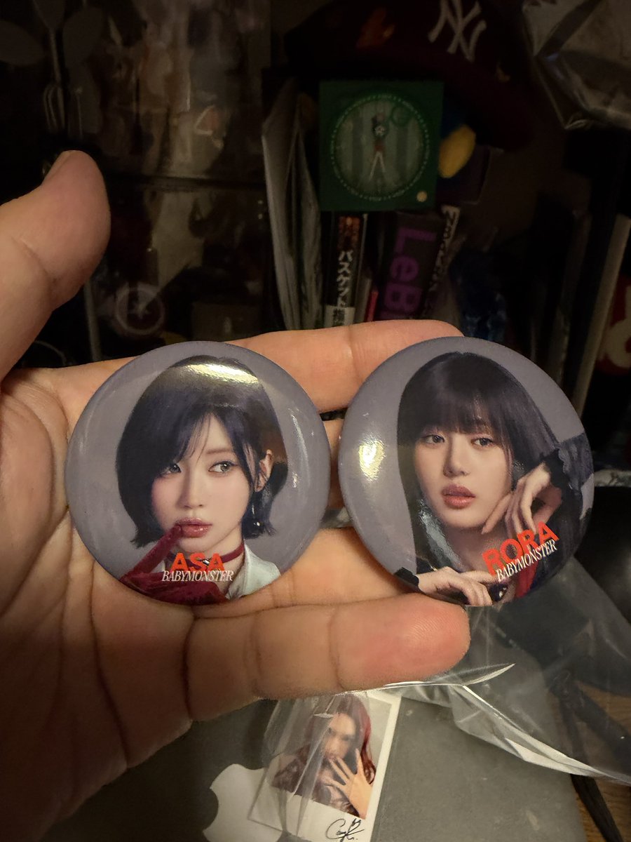 dankaiuniverse's tweet photo. ベビモンのオンラインショップの中の人。この場を借りて御礼を。推し2人をピンポイントでほんとにありがとうございます。
#babymonster https://t.co/8W256ZFAWX