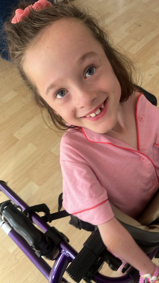 MairinNolaczy1's tweet photo. @CarrollJennifer 
@SimonHarrisTD 
Why  was my child  left on an urgent waitlist for 4 years  then removed . Why was her scoliosis left to progress to 80 degrees without any intervention. Why were we blocked from funding go abroad ?
Public inquiry please
#BackUs #JusticeForHarvey https://t.co/kg889bjQMF