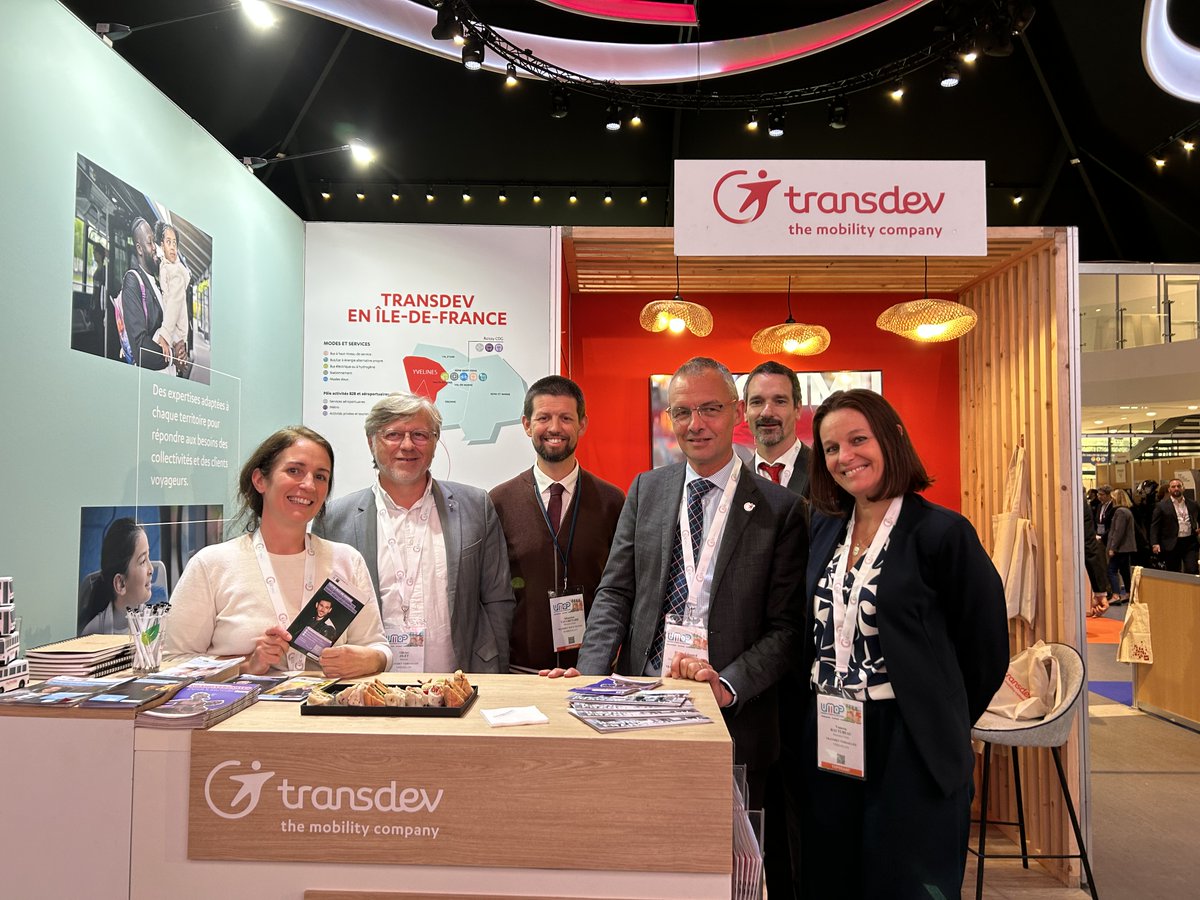 TransdevIDF's tweet photo. 🚍#TransdevIDF sera présent le 7 octobre pour les Universités des Mairies de l'Ouest Parisien afin d'échanger avec les @MAIRES78 sur nos expertises au service des territoires de @CSYvelines_IDFM, @Versailles_IDFM et @StGermain_IDFM avec la venue de l'agence mobile !
📷2025 https://t.co/Fv28fnU6kF