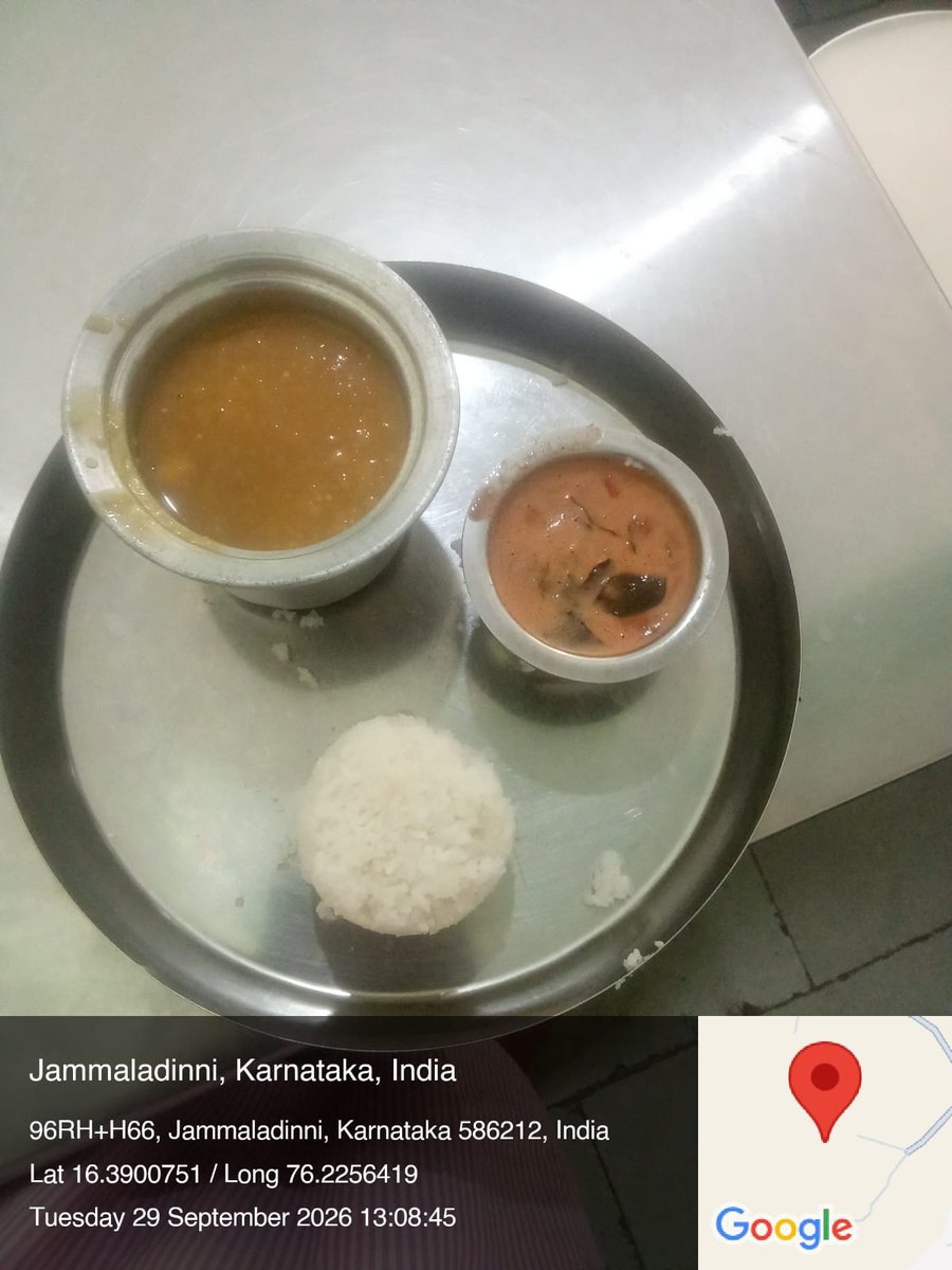 MuddebihalJ's tweet photo. Lunch https://t.co/5z7zQgvJHw