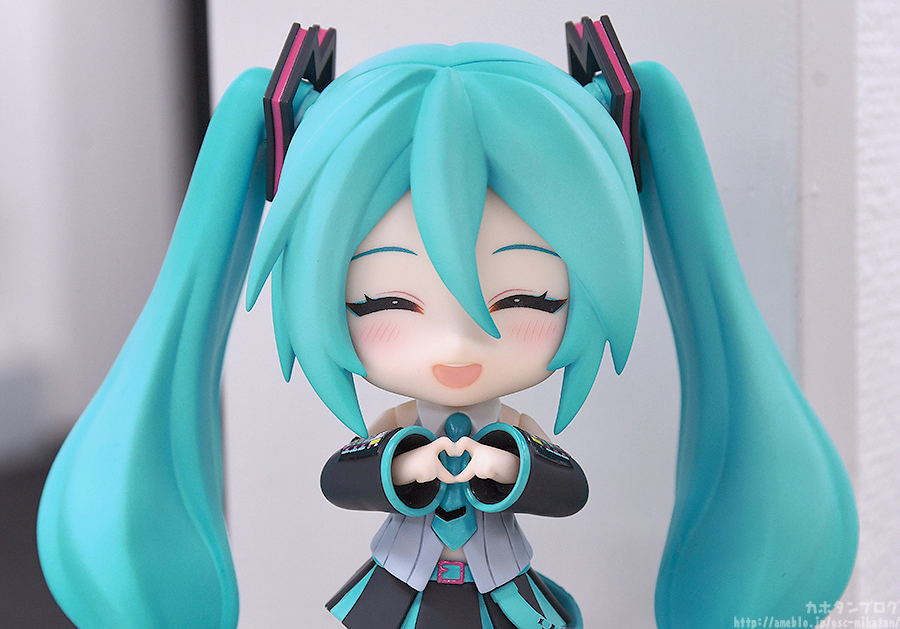 gsc_kahotan's tweet photo. 📝　新商品ブログ　📝

「ねんどろいど 初音ミク V6」をご紹介♪
📖https://t.co/SEMimnCBk7

グッスマ公式ショップにてご予約いただくと、特典として【　#LAM 氏描き下ろしアクリルミニ色紙　】をプレゼント✨️

#初音ミク #ねんどろいど https://t.co/VvsXzrjF5t