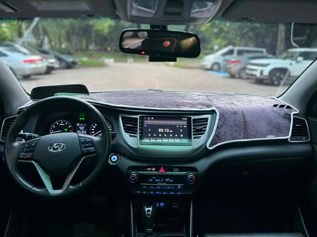 HangukAutos's tweet photo. 🔥Hyundai Tucson 2016 model  📌

💰Buying and shipping to Ghana 125,000 cedis 

Abu trica/Shatta/Stonebwoy/Sark//NDC/Nkrumah/Mahama/wendy/lasmind/Black starts/iPhone 12/Gyan/Teshie/NACOC/EOCO/Pentecost/Accra High Court/adipa/nii lantey
#fyp
#BerryPulseMedia https://t.co/vPW0KLwUZ1