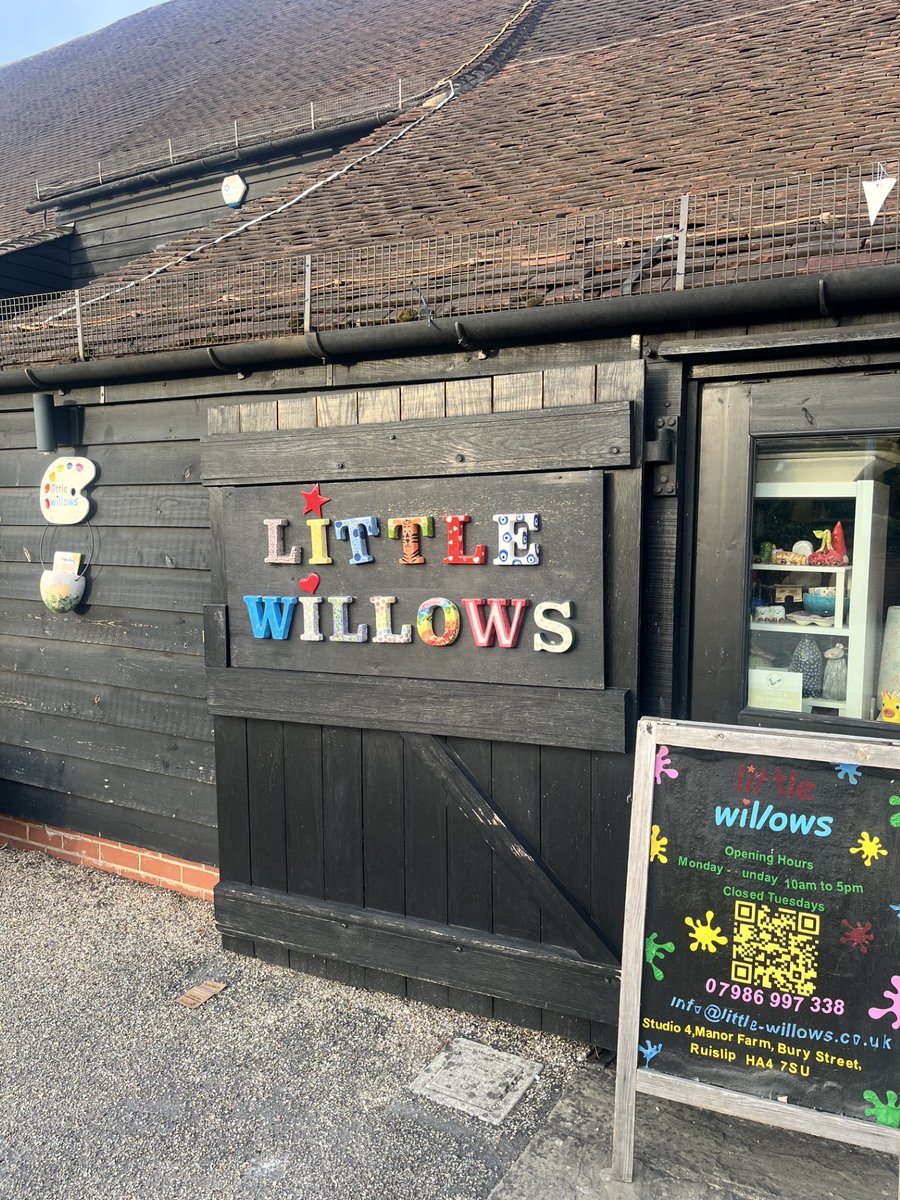 VSHillingdon's tweet photo. We filled our cups at Little Willows last week and what a fabulous evening it was! We are ready for the new academic year ahead! https://t.co/36Oc62FneD