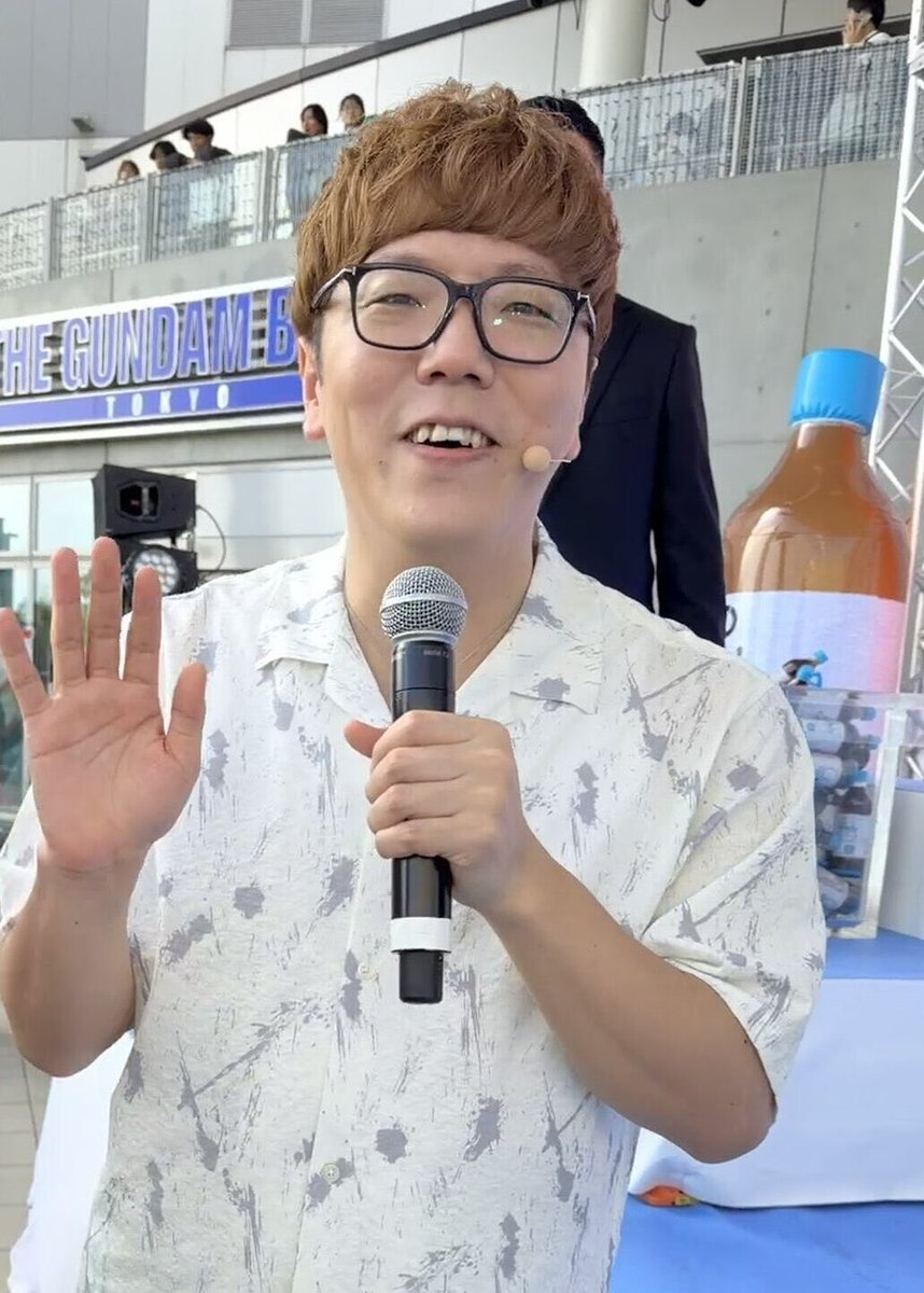 Japanraisan's tweet photo. 【神対応】
「あ？ヒカマーさんですか？福島の件はごめんなさい。石川のトイレもごめんなさい。あけびの件もごめんなさい。娘の顔流出もごめんなさい。これからは20分程度の動画を作ります。ワホーももうしません。」 https://t.co/6ZmumVeqn9