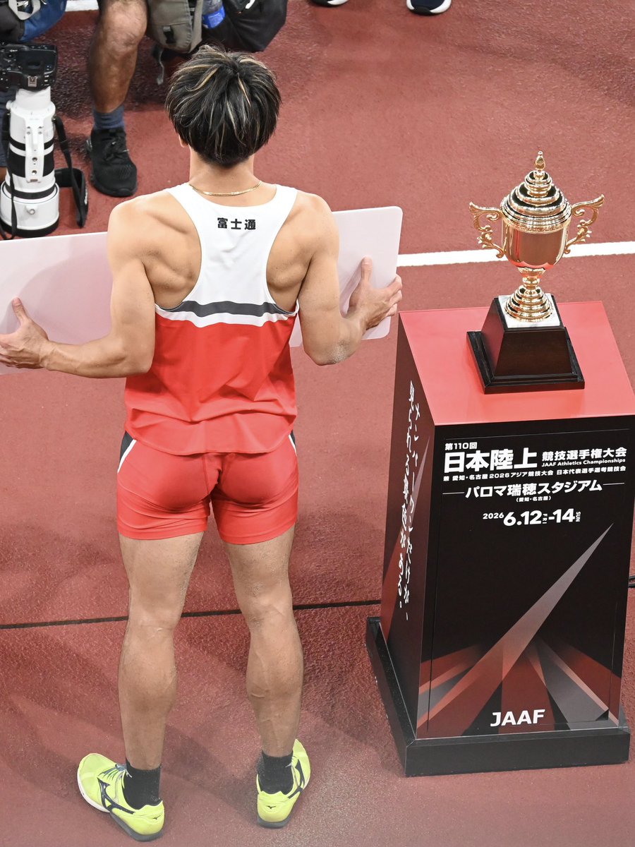 xxxma2a9's tweet photo. 橋岡優輝かっこよすぎるだろ。これで183cmとか無敵すぎる。 https://t.co/9AMC6LmSA3