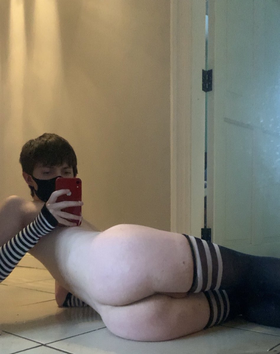 Stia50's tweet photo. Dms are always open 
#nsfw #femboy #sissy https://t.co/70xULAo5zP