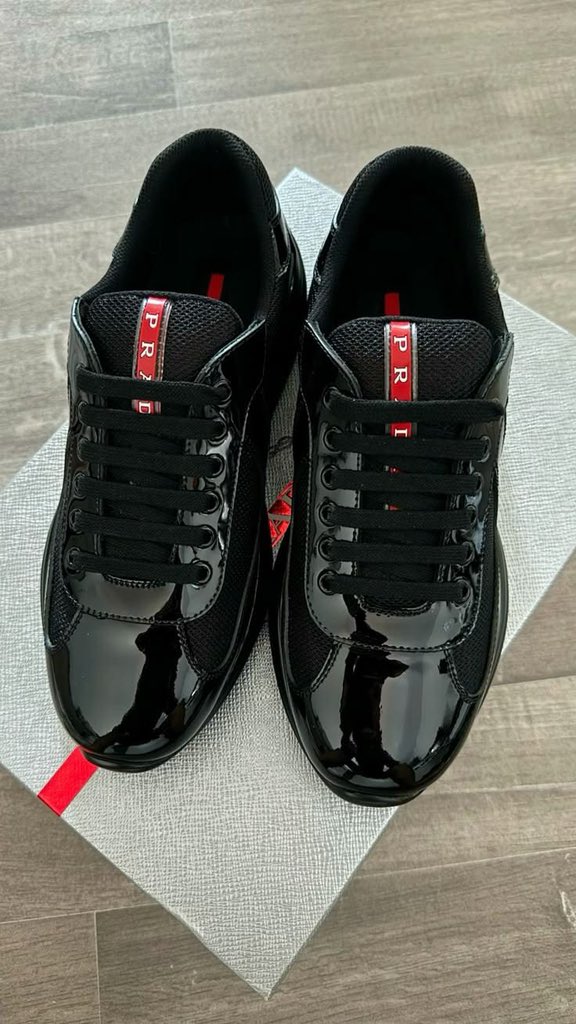 Adedamsley's tweet photo. Prada x America’s Cup “BLACK”
Price 🏷️ N80,000
Free Delivery (Base on your Location)

Burna Boy Wizkid Davido Nigeria #BBNaijaXPepsi https://t.co/evgIQIcLdO