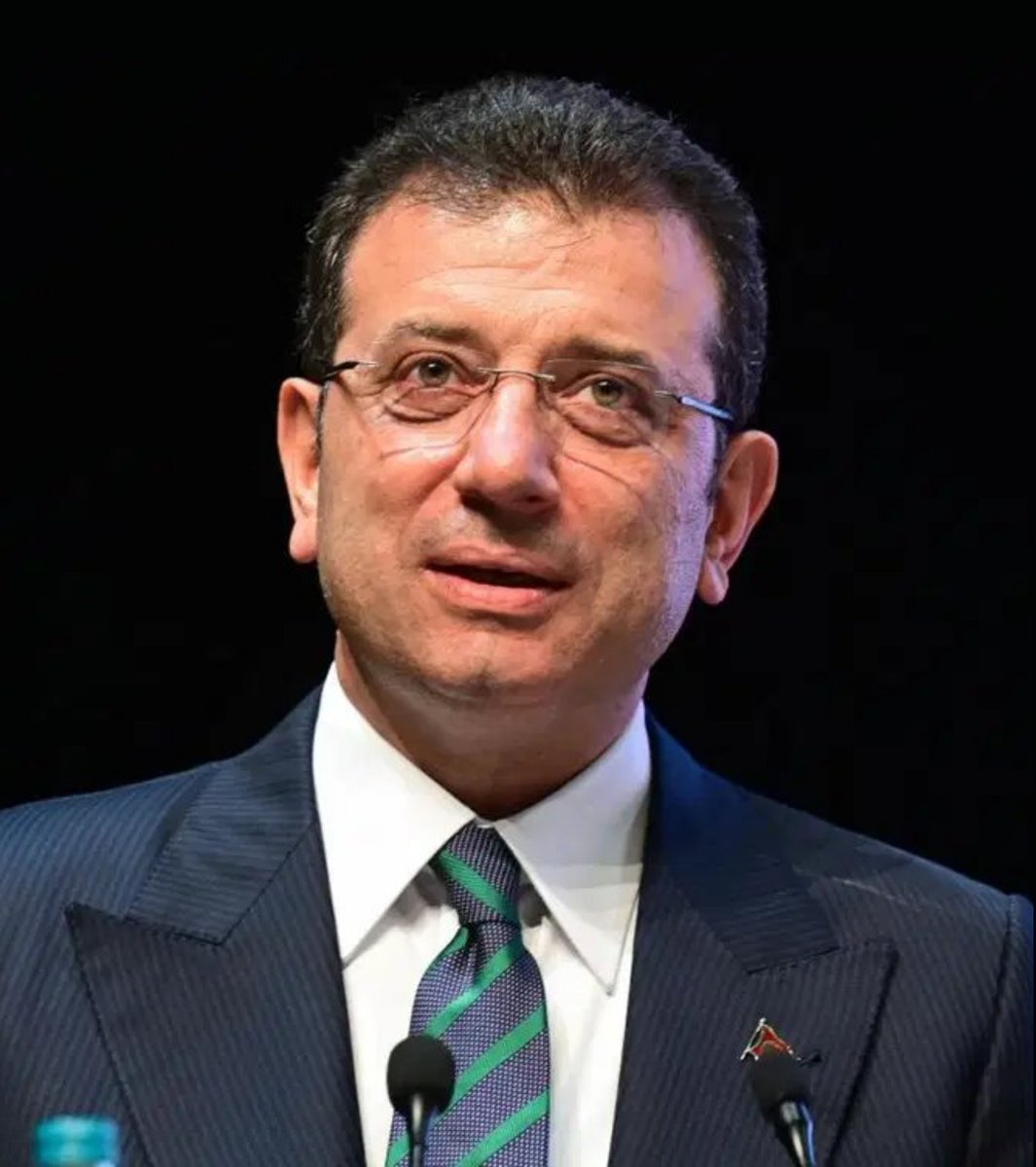 ultimat0ms's tweet photo. SON DAKİKA | Casusluk Davası'nda konuşan Ekrem İmamoğlu: (Fatma Betül Sayan hk.)

“Benim 35 yıldır biriktiremediğimi karı koca dört ayda almışlar ama ifade bile vermiyormuş, rezalete bakar mısınız?” https://t.co/99v2FhnWuW