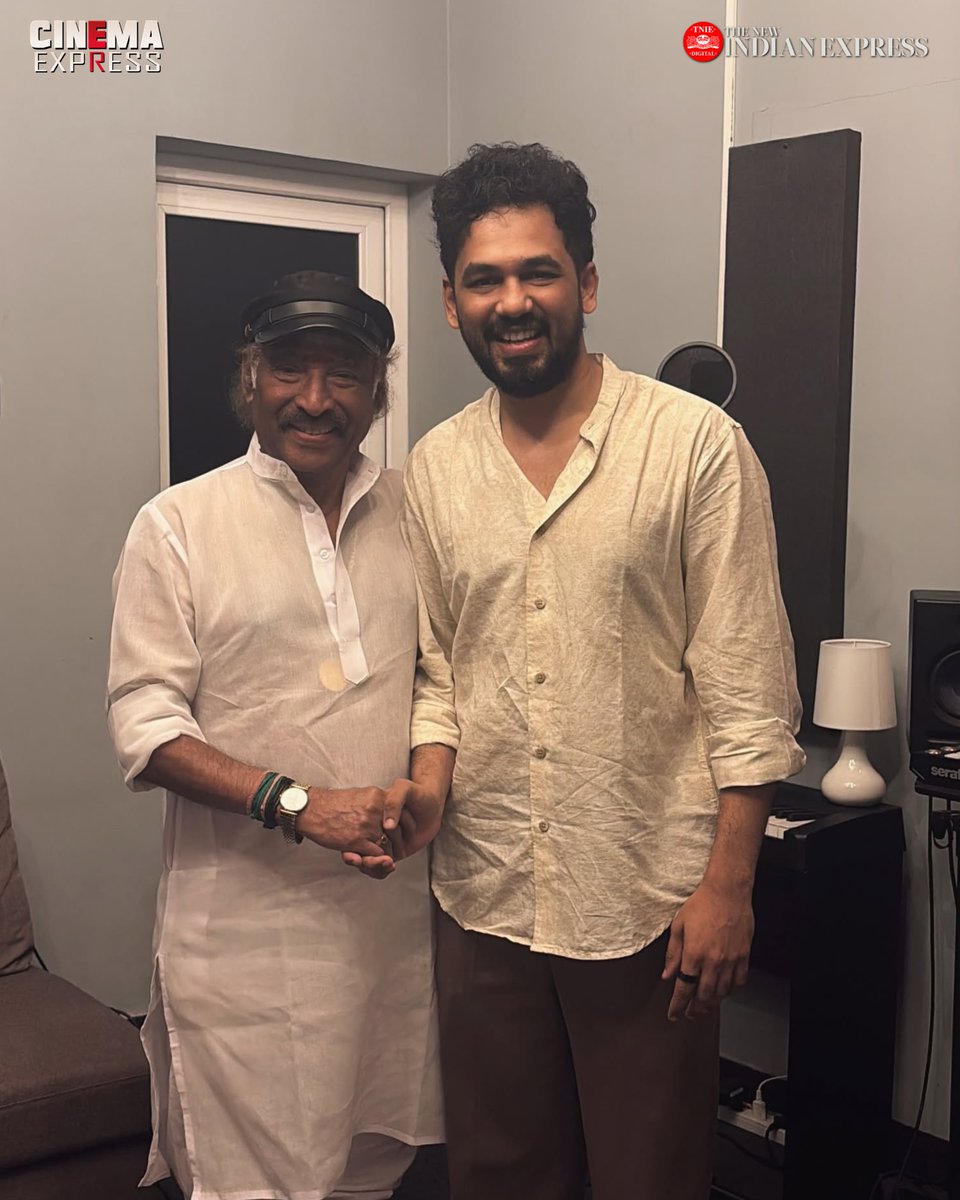 XpressCinema's tweet photo. Deva Applauds HipHop Tamizha Adhi For Highlighting The Journey Of Gaana Singers In Meesaya Murukku 2 💖| #cinemaexpress

#Deva #HipHopTamizha #MeesayaMurukku2 #MeesayaMurukku #Gaana #GaanaSingers @NewIndianXpress https://t.co/jyZPSns19R