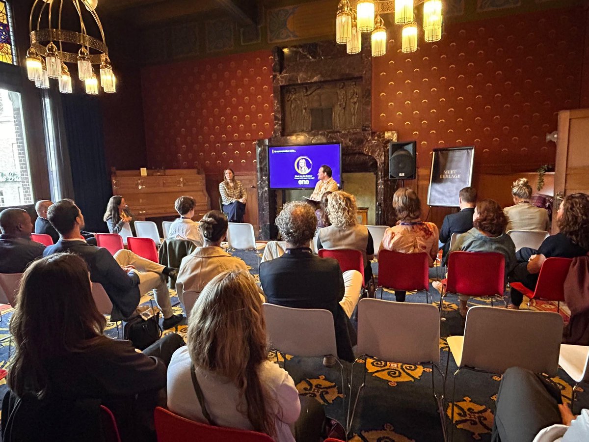PayslipGlobal's tweet photo. Reliable data. Connected processes. People ready for change.

At Payslip Connect Amsterdam, payroll peers discussed three priorities: EU Pay Transparency, monthly data collection from multiple sources, and change management.

What’s your team focused on?

#PayslipConnect https://t.co/yyGwnSA5eM