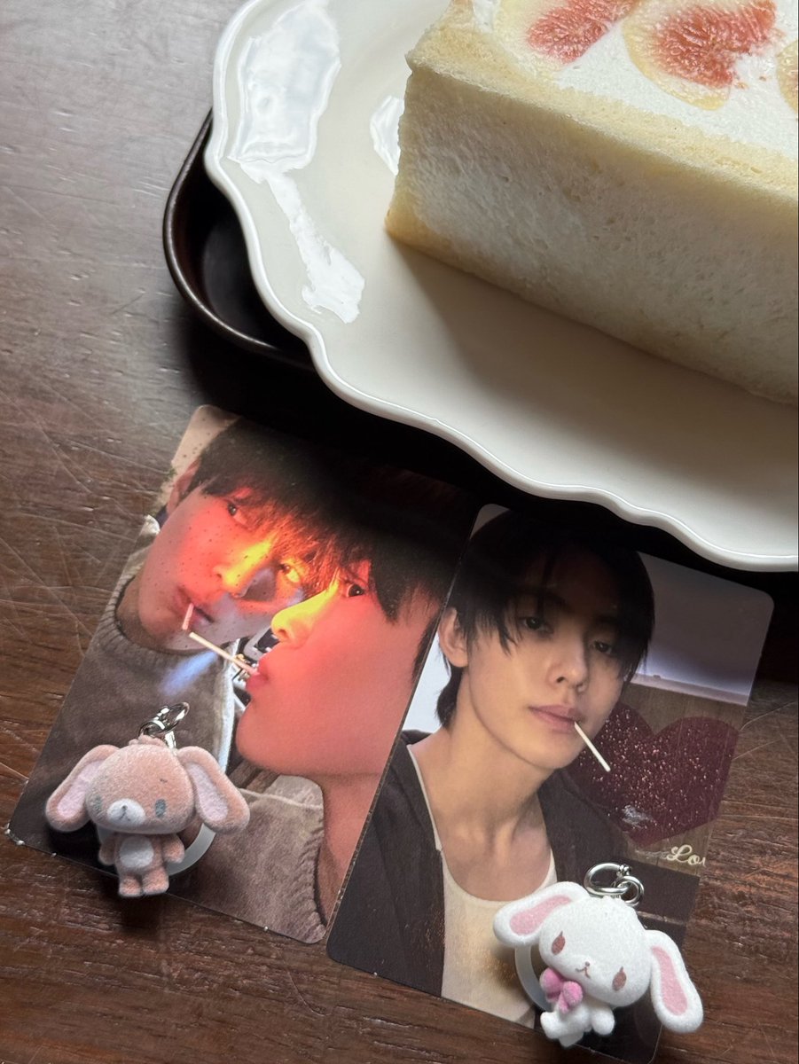 nuvi__i's tweet photo. #일상계트친소 #돌판트친소 

일상이랑 덕질…
+요즘 실바니안에 빠져서 실바니안들도 한 스푼 . ݁⋆ ۶ৎ ݁˖ . ݁ https://t.co/RjtnGS9wZQ