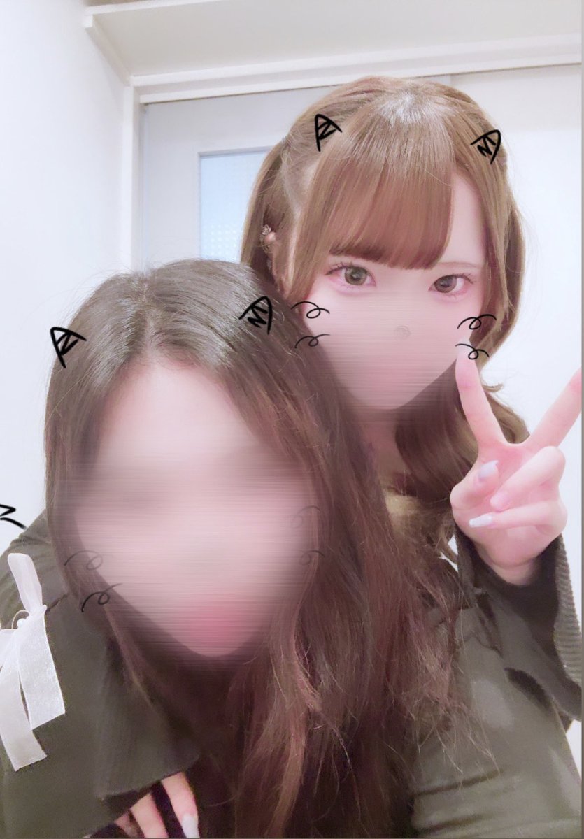 _lx0ln1's tweet photo. 私がはーふついんすきだからしてくれた𑁊^. .^𑁊♡
#同性カップル #wlw #レズビアン https://t.co/U3KOrcQhSD