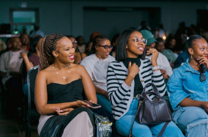 BuhleBakaNgwane's tweet photo. Laughing out loud at the
Eswatini International Comedy Festival
🤩🎉💥🥳
@DrShakes_SD
📸: ECOFEST
#faces #comedyfest #eswatini #laughs #fun #vibes https://t.co/eQZSupbZNc