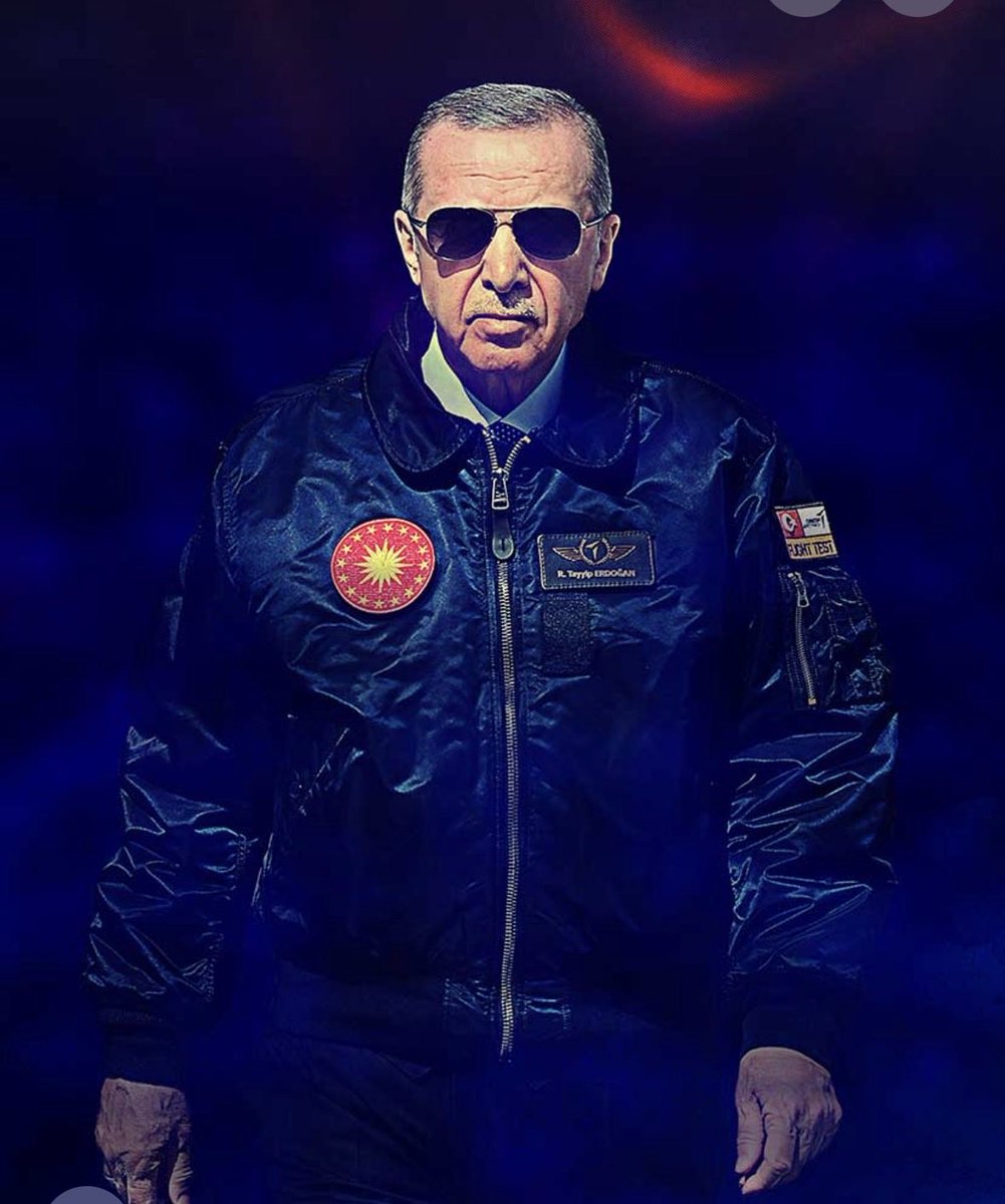 Bodrumlu49's tweet photo. Ortalık çok karışık , biz yine Reis’in yanında devam ❤️💛🇹🇷🇹🇷🇹🇷🇹🇷🇹🇷🇹🇷 https://t.co/KcWC9etmGv