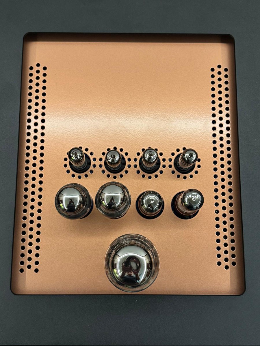 GpointAudio's tweet photo. @LampizatOr #Neptune preamp in a new layout and sporting super VC clearly shows the final touches made by Lukas &amp; his team. The most visible goals are: shortening the signal paths between the tubes &amp; increase distance from the PS section...

#preamps #hiendaudio #GpointAudio https://t.co/wjiHxUMOpb