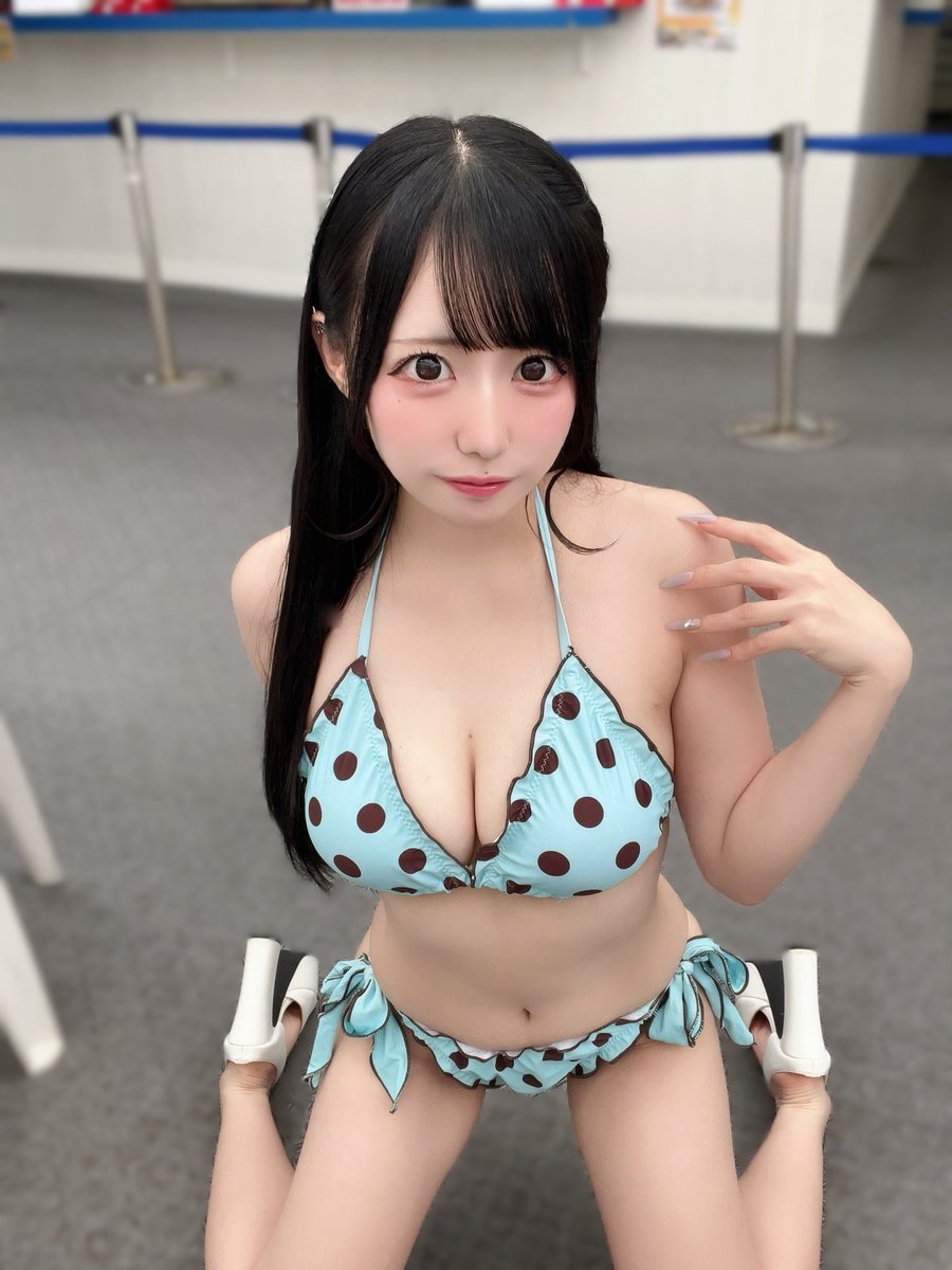 HARE_asuka's tweet photo. 見つけてくれた？♡
#近代麻雀水着祭2026 https://t.co/qUzNvaA0B2