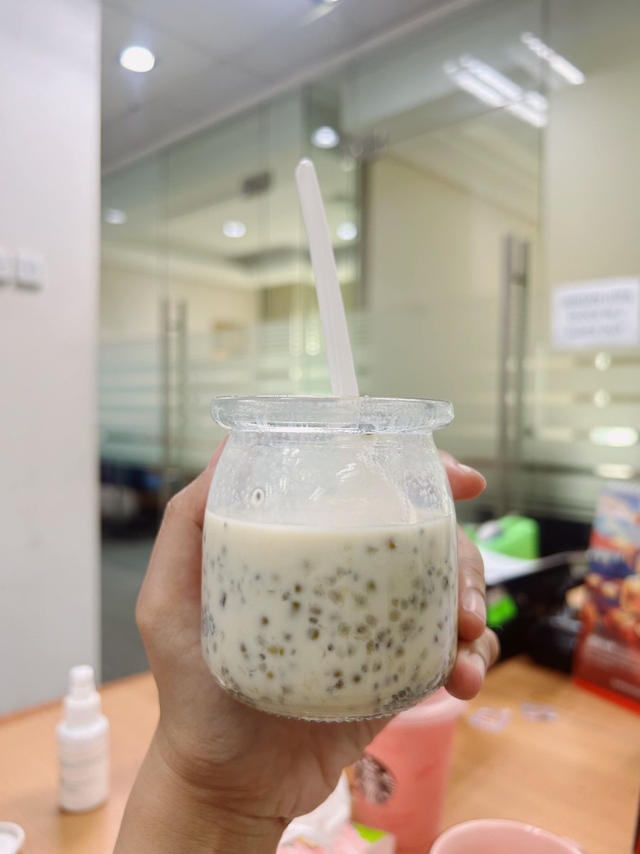 auliadanaya's tweet photo. NGIKUTIN HACKS WARGA X‼️ NYEMIL ini biar perut ga buncit lagi🫶 https://t.co/hMXBOi3r2t