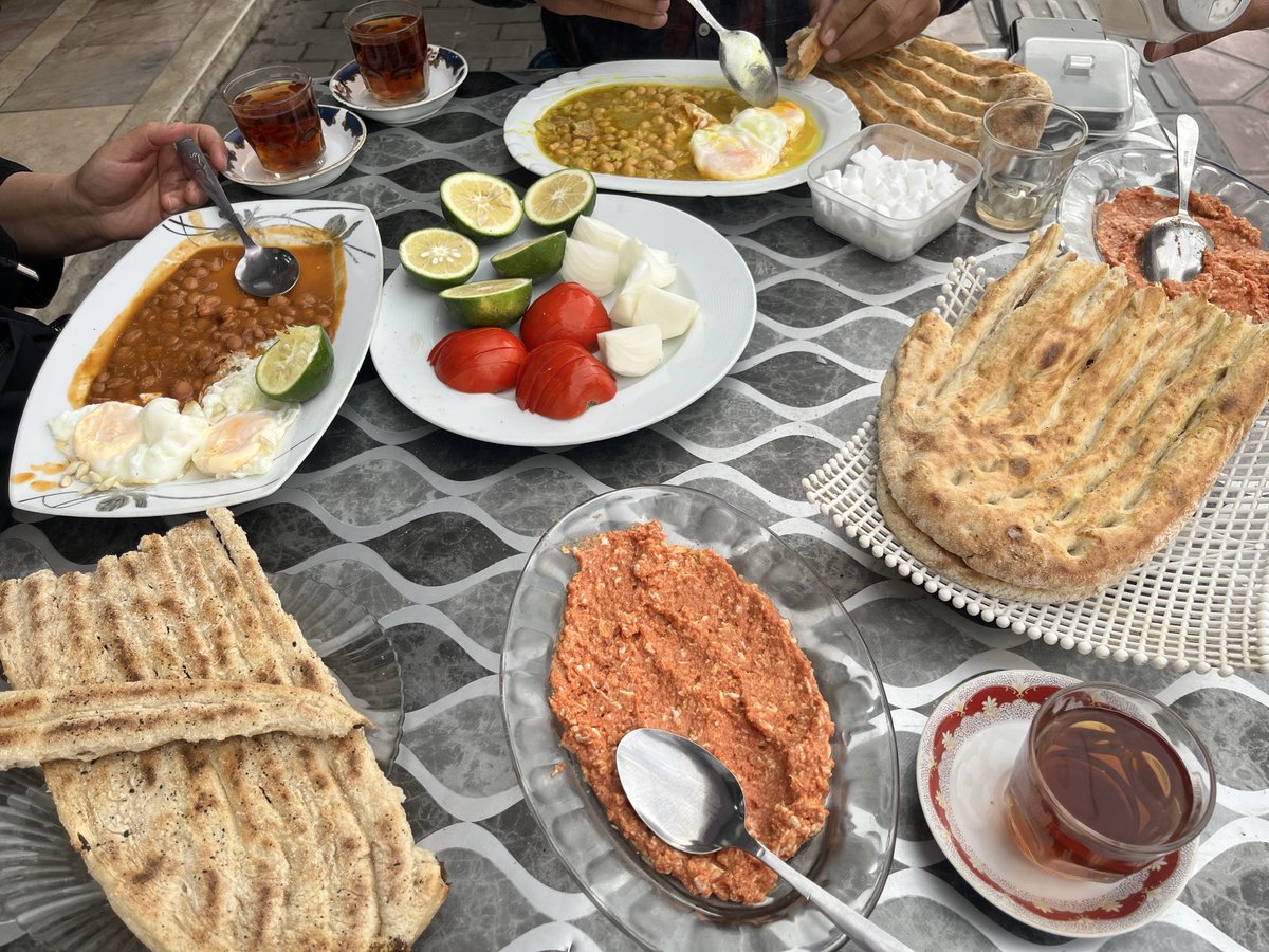 aaminangel's tweet photo. ماموریت تو‌ شمال ، تو یه لول دیگه هست😅
اومدیم کلارآباد راه اندازی سرویس mpls https://t.co/esdYMRZN0C