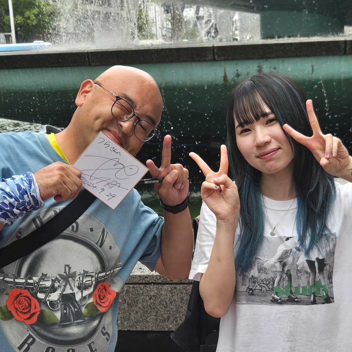 tairatara's tweet photo. ざらめちゃんに出会って今日で2周年🎊

本当にいつも感謝でいっぱいです
ざらめちゃんの歌を感じることができる幸せ🤩

路上で会えた時は勿論、行けてないときもざらめちゃんの歌を感じます

さしのべてくれる手と寄り添ってくれる思い

別々の道だけど一緒に歩んでいる気がして孤独じゃないって思える https://t.co/GclpIOSnwL
