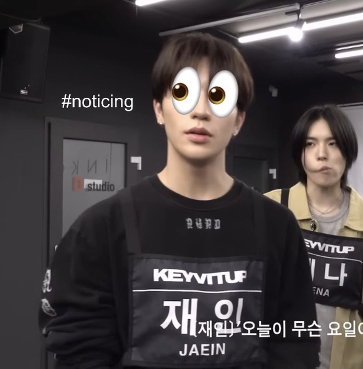 katojaein's tweet photo. @elolovela LMAO https://t.co/Wi13Z36qpv